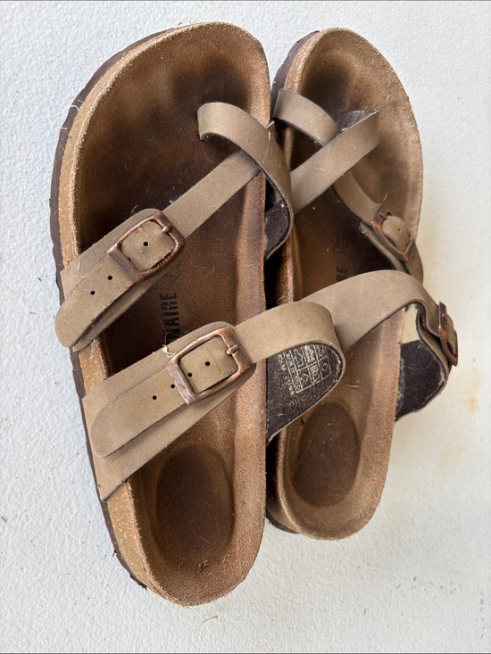 Cushionaire Shoes - Adult Buckle Two-Strap Sandals in Tan